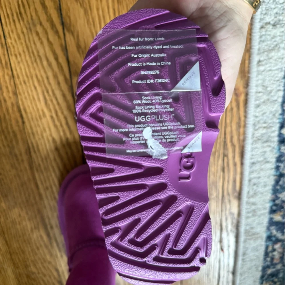 UGG Purple Shearling Boots - Size 6 - NWOB